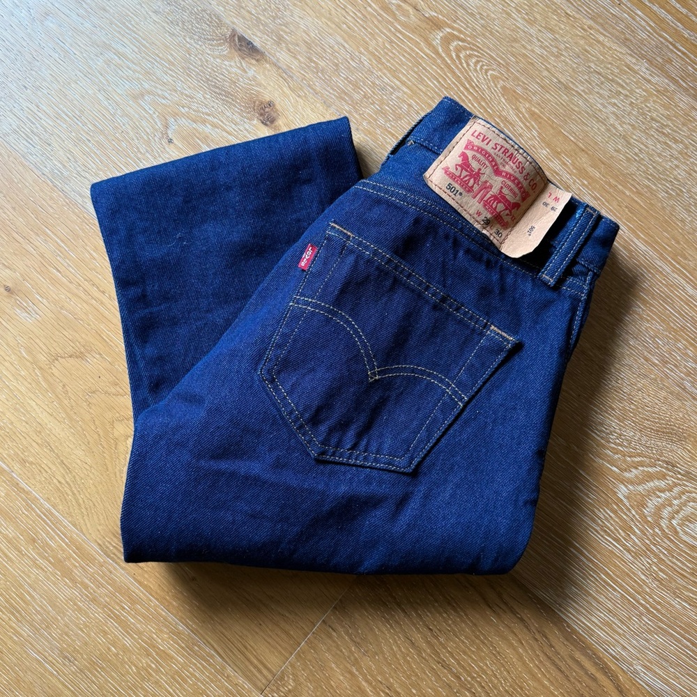 Dark Wash Vintage Levi’s 501